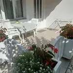 דירה Pahljina