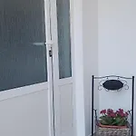 شقة Pahljina *