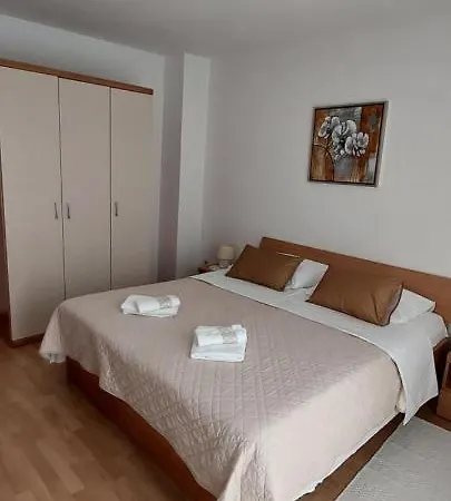 Pahljina Apartment *